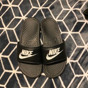 nike slides